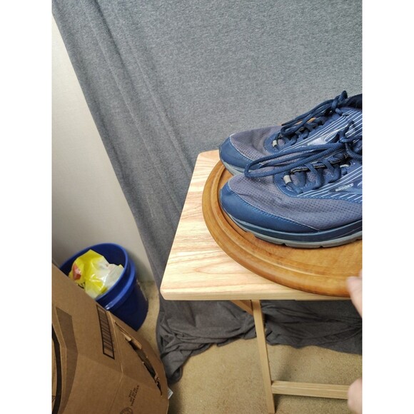 Size 11.5 - Brooks Addiction Walker 2 Blue - Picture 2 of 6